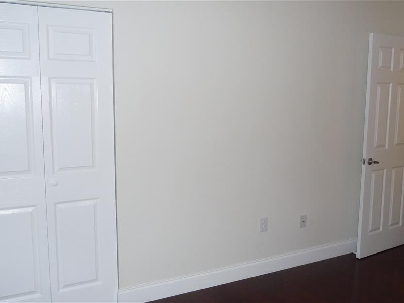 VILLAS UNIVERSITY SQUARE - Residential Lease