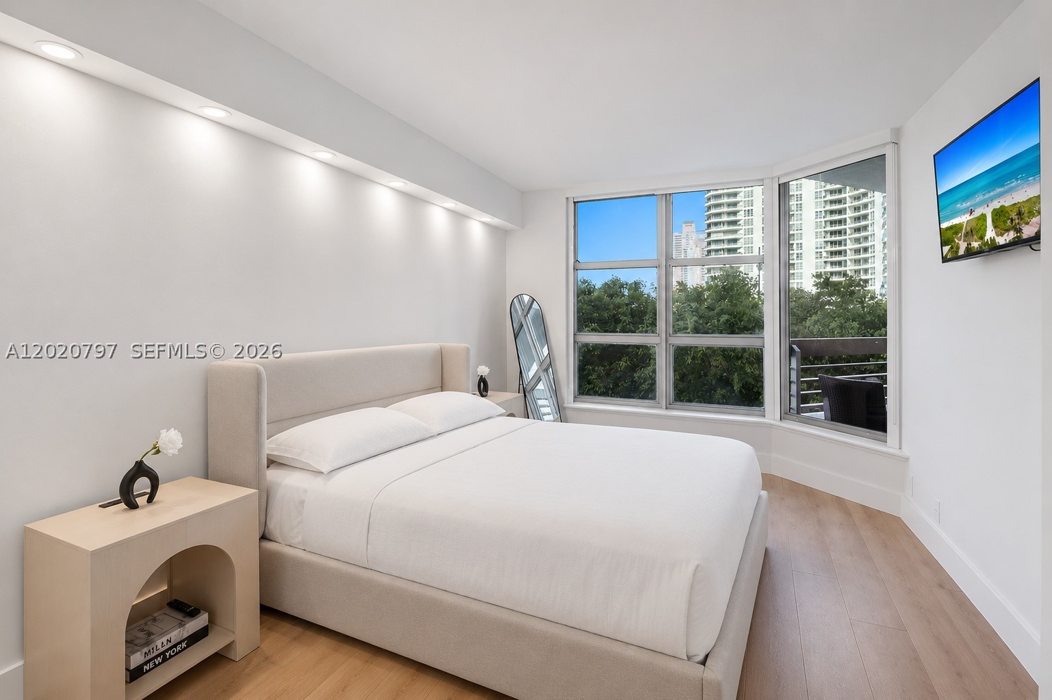 MYSTIC POINTE CONDO NO TH - Residential
