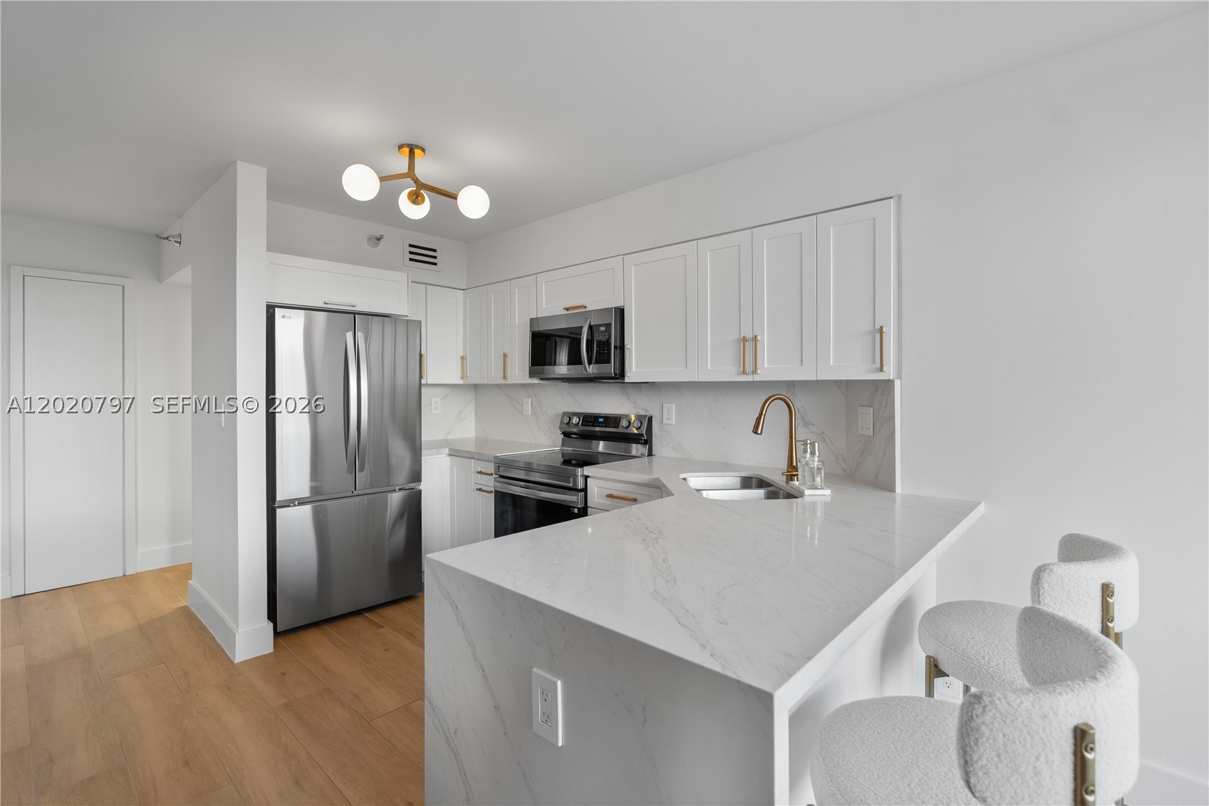 MYSTIC POINTE CONDO NO TH - Residential
