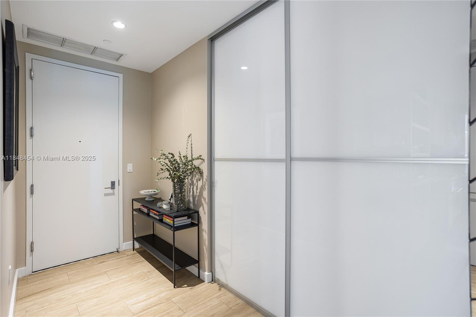 CLUB RESIDENCES AT PARK G - Residential Lease