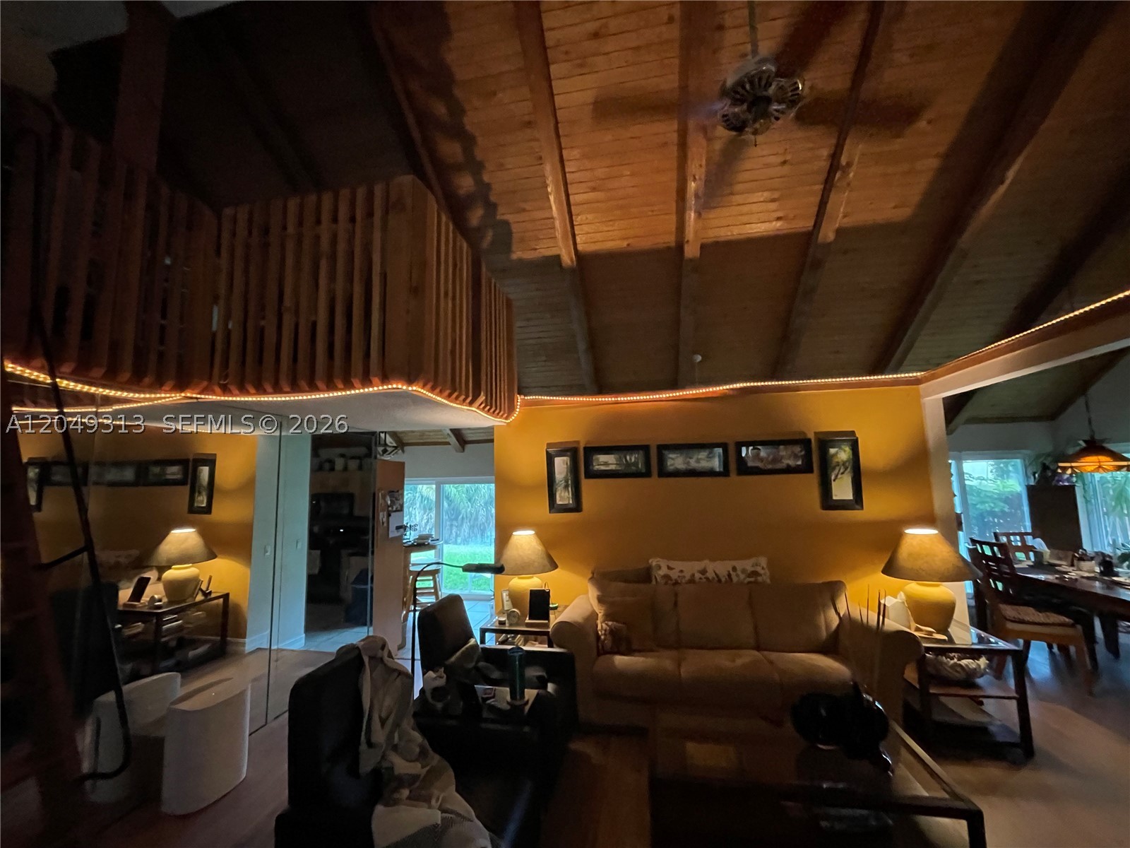 TURTLE BAY - Residential