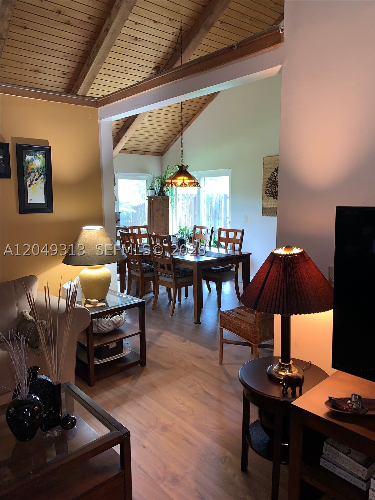 TURTLE BAY - Residential