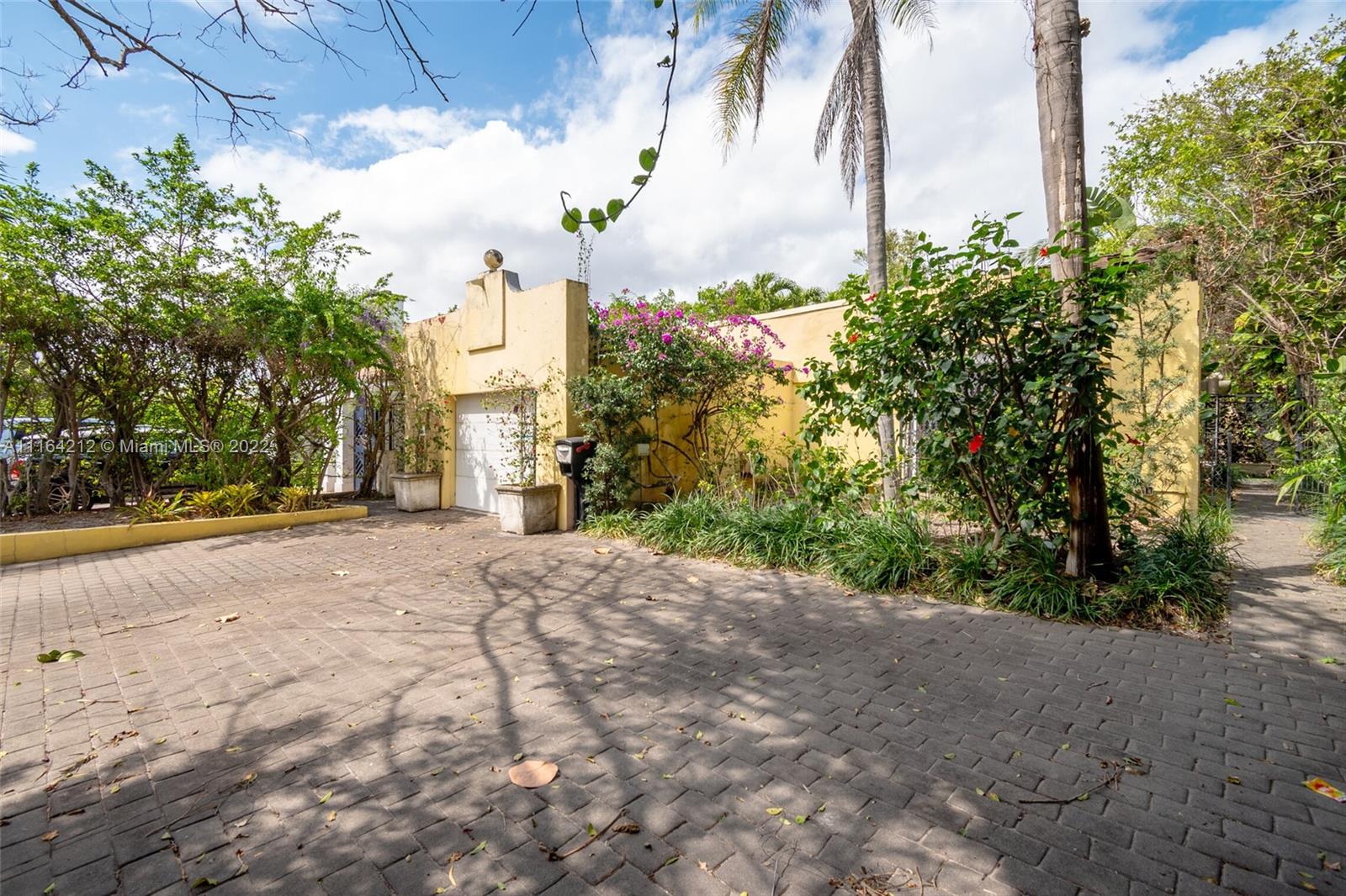 ROYAL PARK - Residential