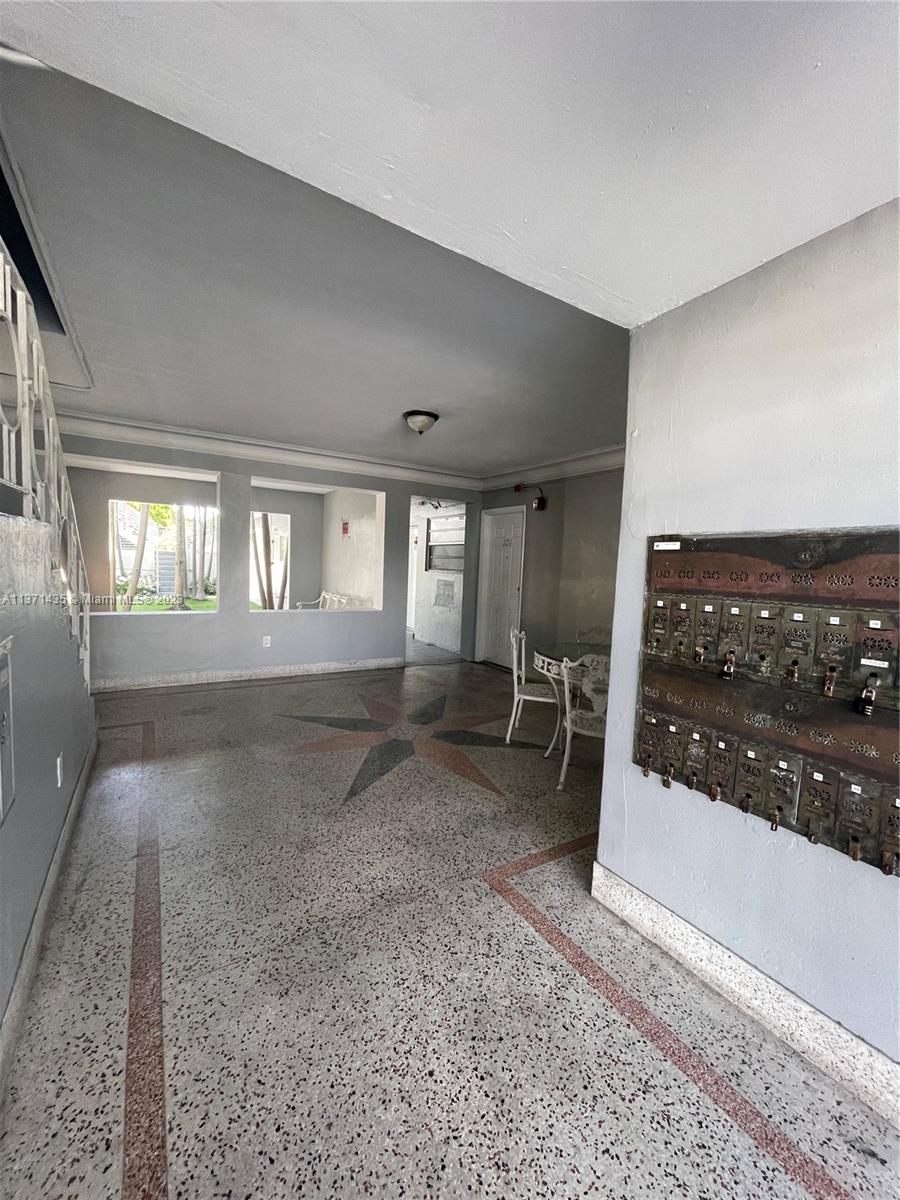BAYSHORE PLAZA UNIT NO 2 - Residential Lease