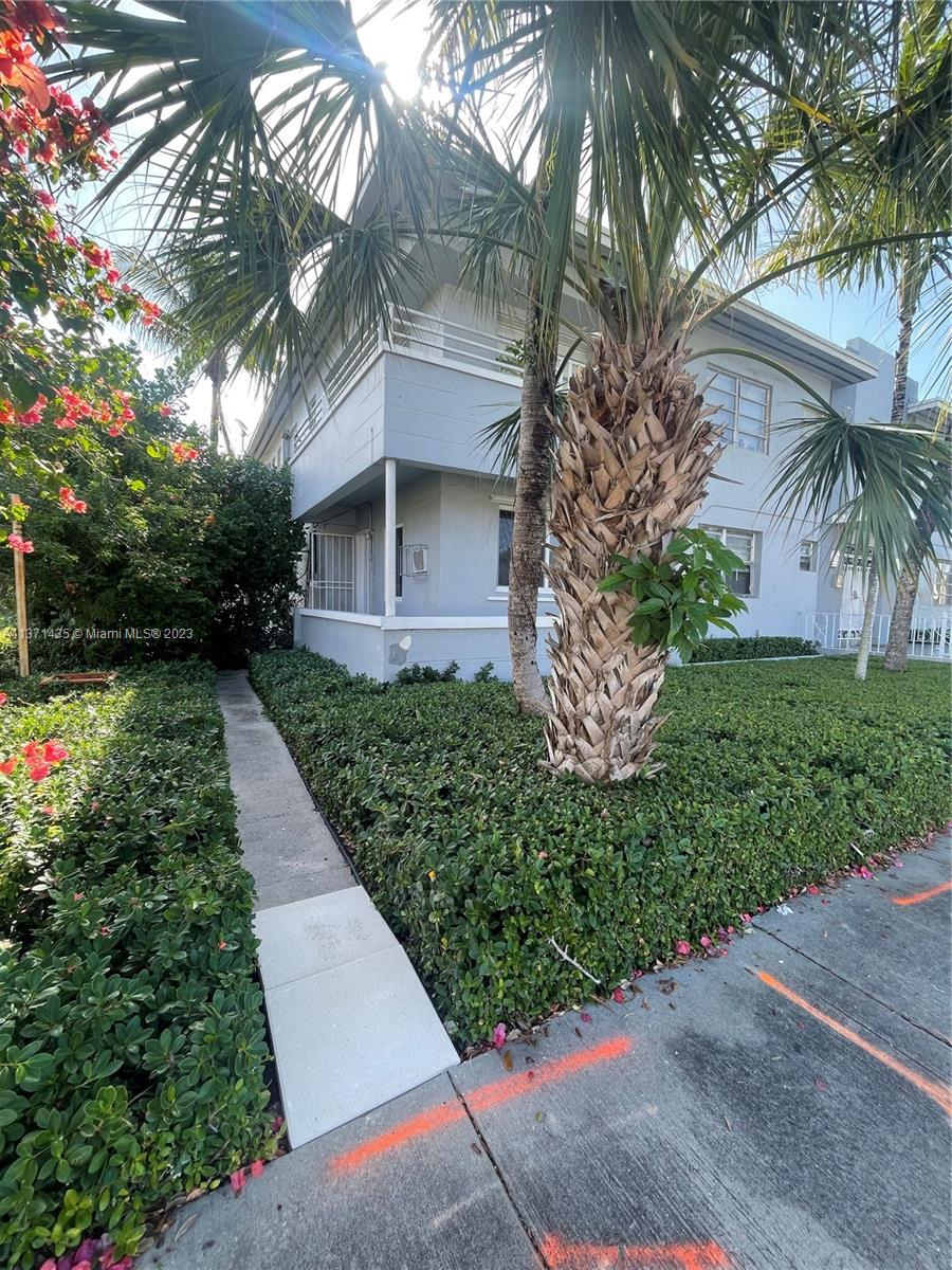 BAYSHORE PLAZA UNIT NO 2 - Residential Lease