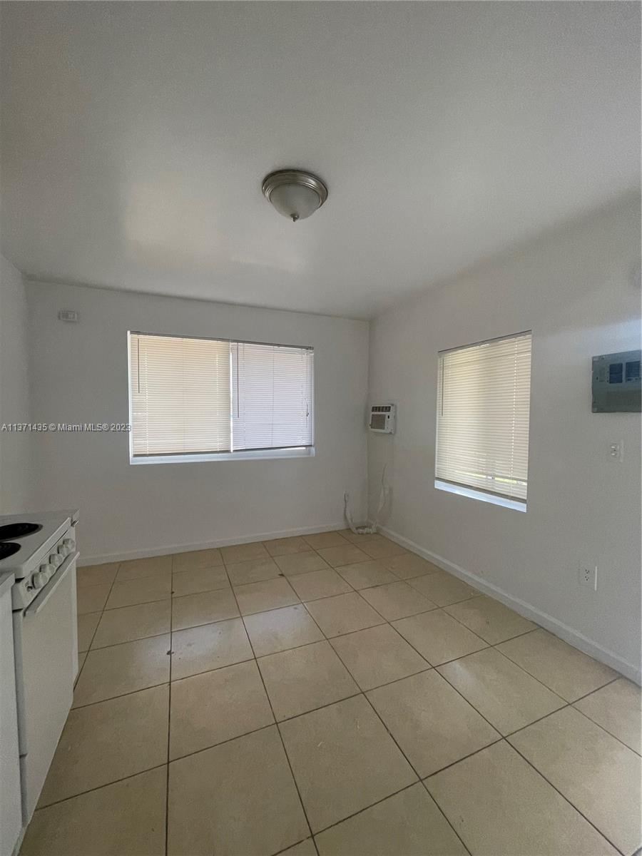 BAYSHORE PLAZA UNIT NO 2 - Residential Lease