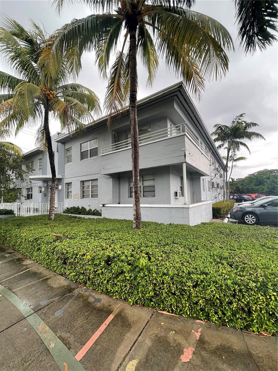 BAYSHORE PLAZA UNIT NO 2 - Residential Lease