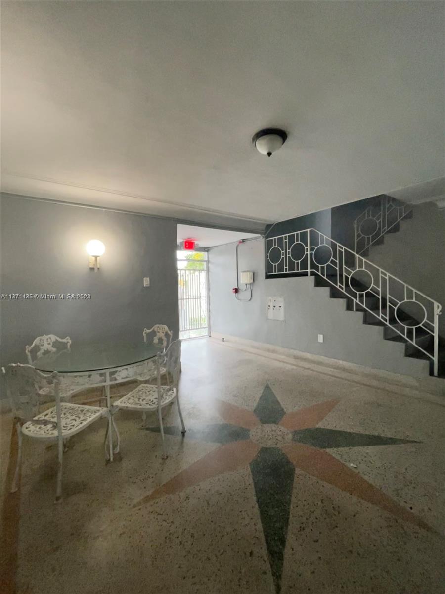 BAYSHORE PLAZA UNIT NO 2 - Residential Lease