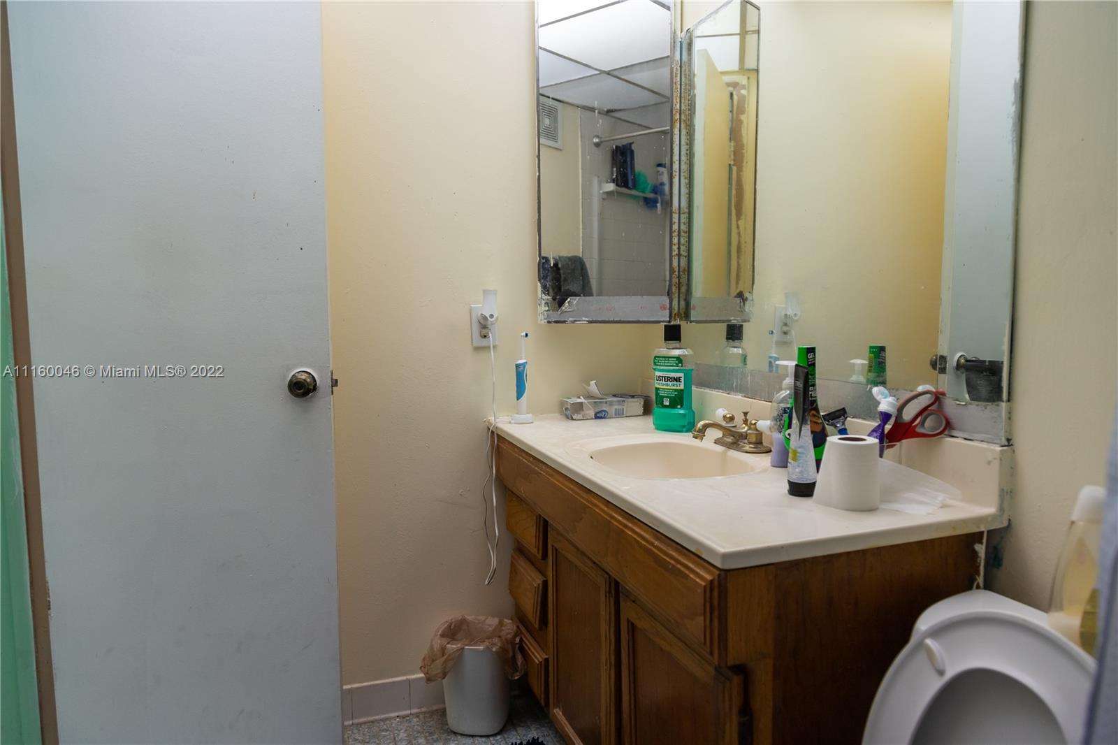 KENDALL HEIGHTS CONDO - Residential
