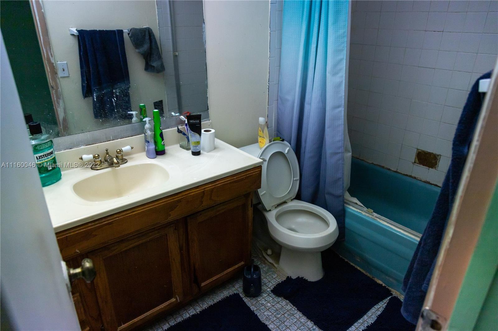 KENDALL HEIGHTS CONDO - Residential