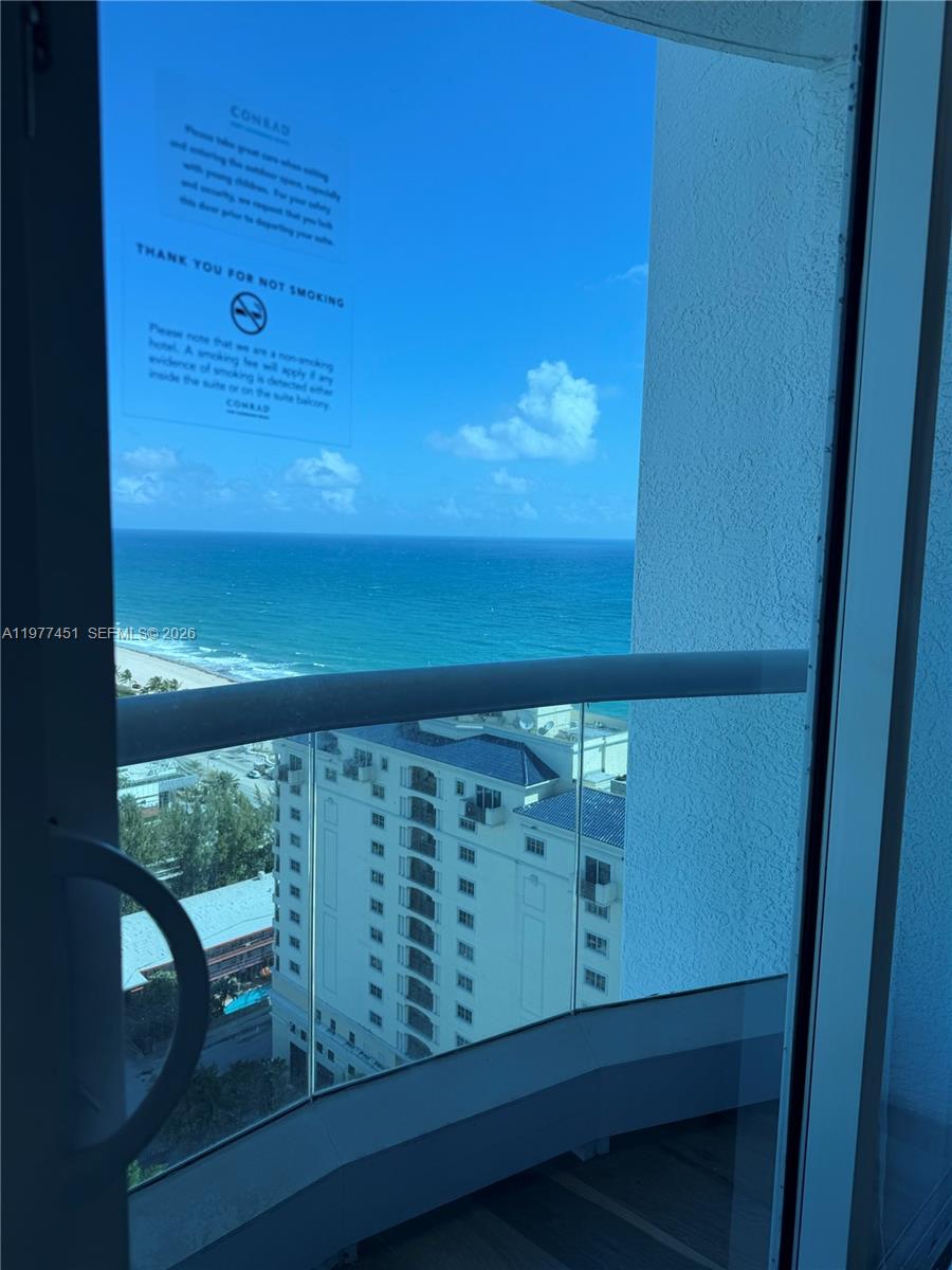 551 FLB CONDOMINIUM RESID - Residential