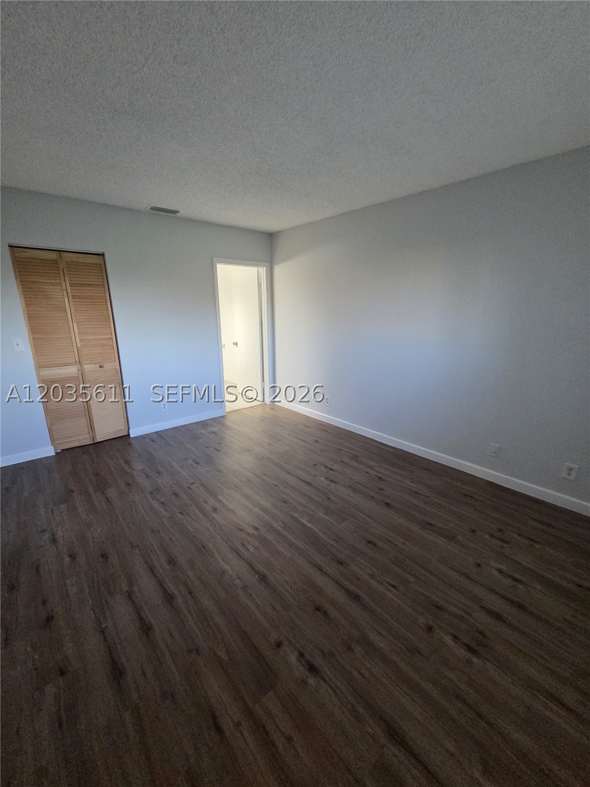 ORIOLE GOLF & TENNIS CLUB - Residential Lease