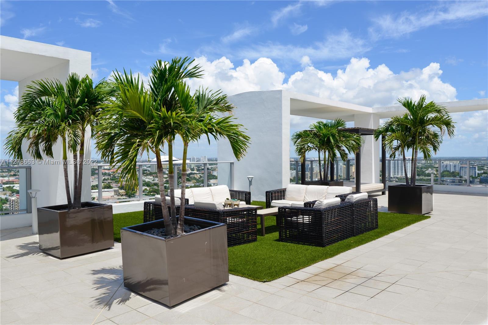 BRICKELL TEN CONDO - Residential Lease