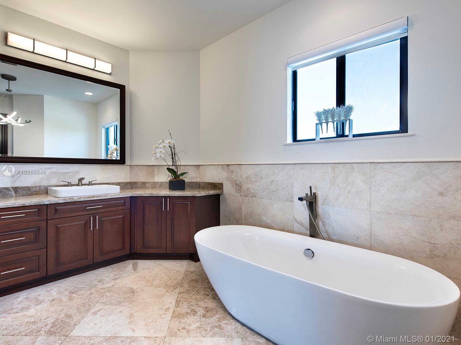BAY RIDGE ESTS - Residential