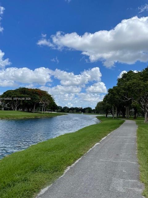 HAMMOCKS TRAILS CONDO - Residential