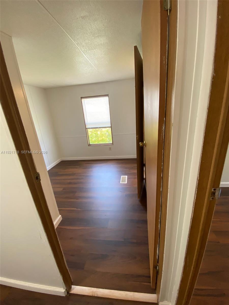 GATEWAY ESTATES PARK COND - Residential