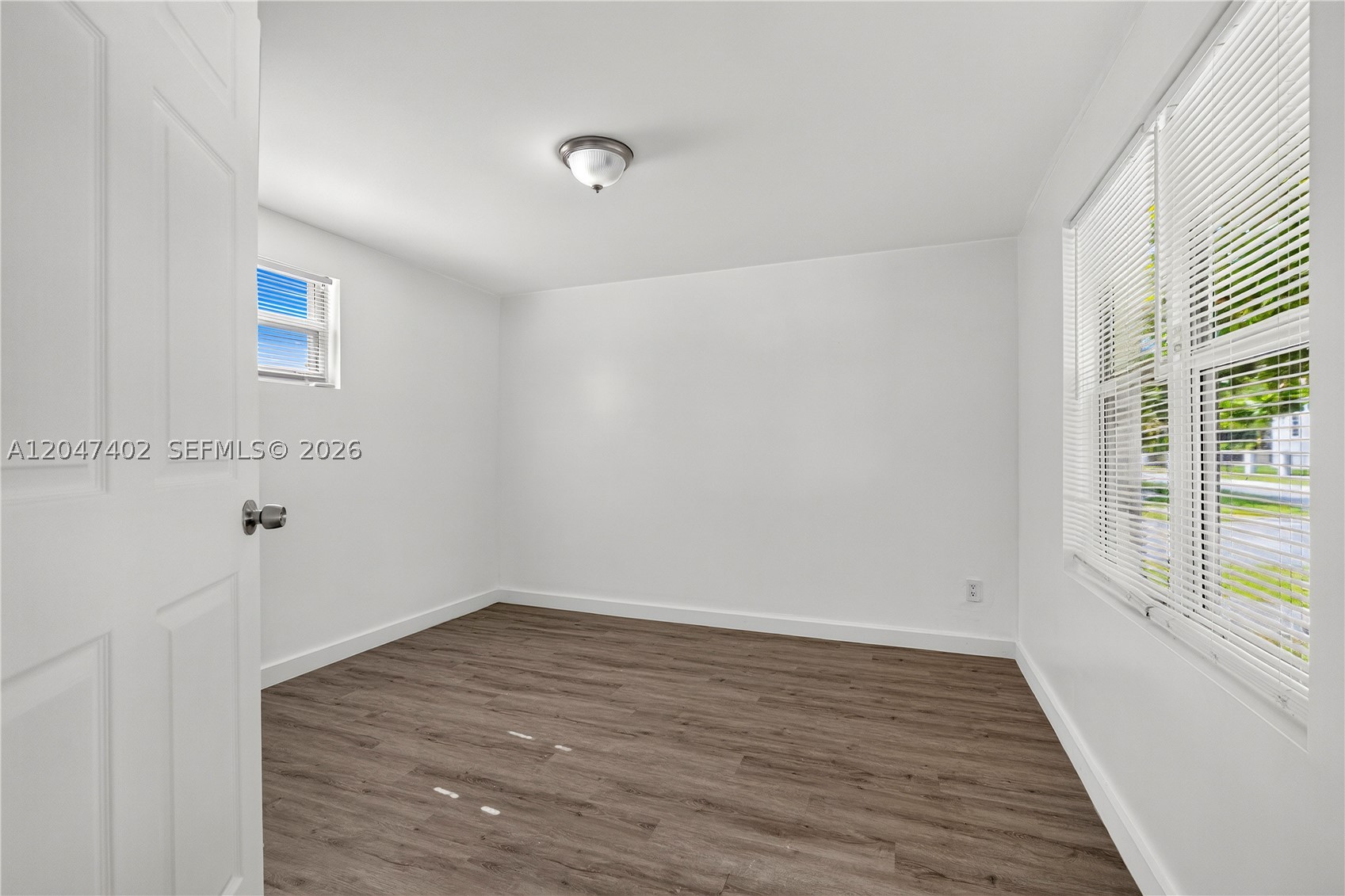 HOLLYWOOD BEACH GARDENS - Residential Lease