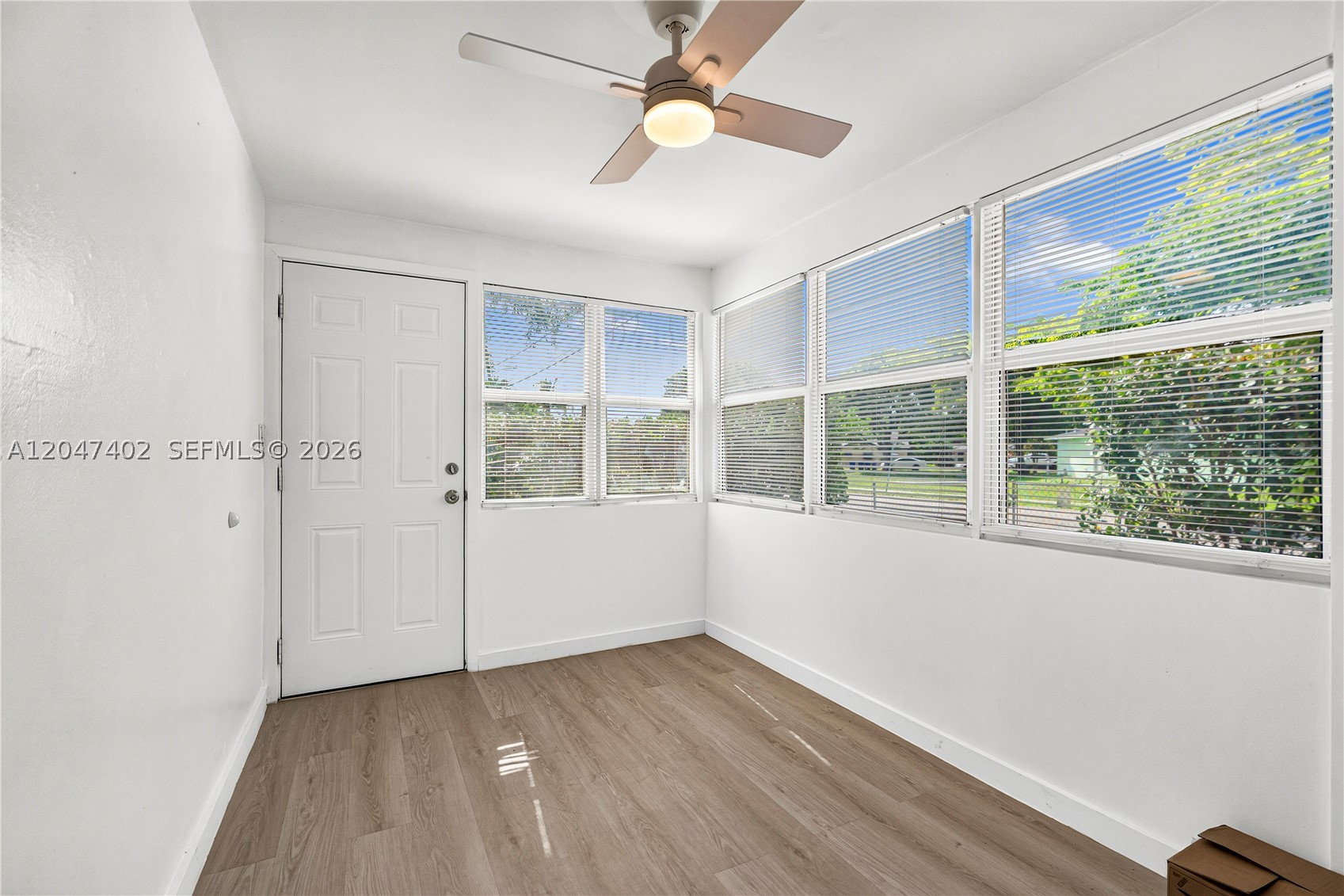 HOLLYWOOD BEACH GARDENS - Residential Lease