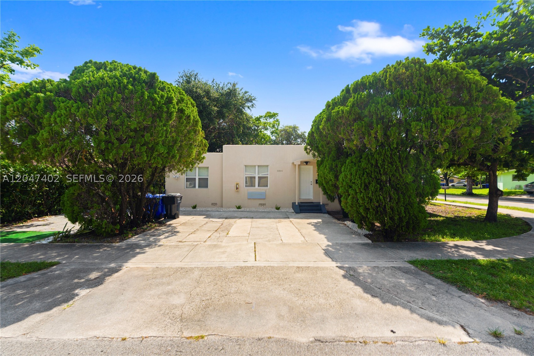 Updated 3 bed 1 bath with large yard, storage shed and washer/dryer.  This property stands out with its large private yard and exterior storage shed, offering functionality that is hard to find in typical rentals.  Recently updated and freshly painted.  Has impact windows for peace of mind.  Pet Friendly!!!  Easy to show!!  Ready for immediate move in!!!