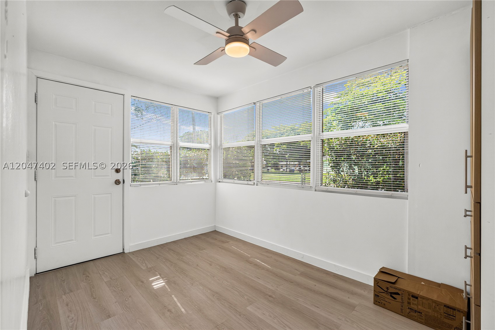 HOLLYWOOD BEACH GARDENS - Residential Lease