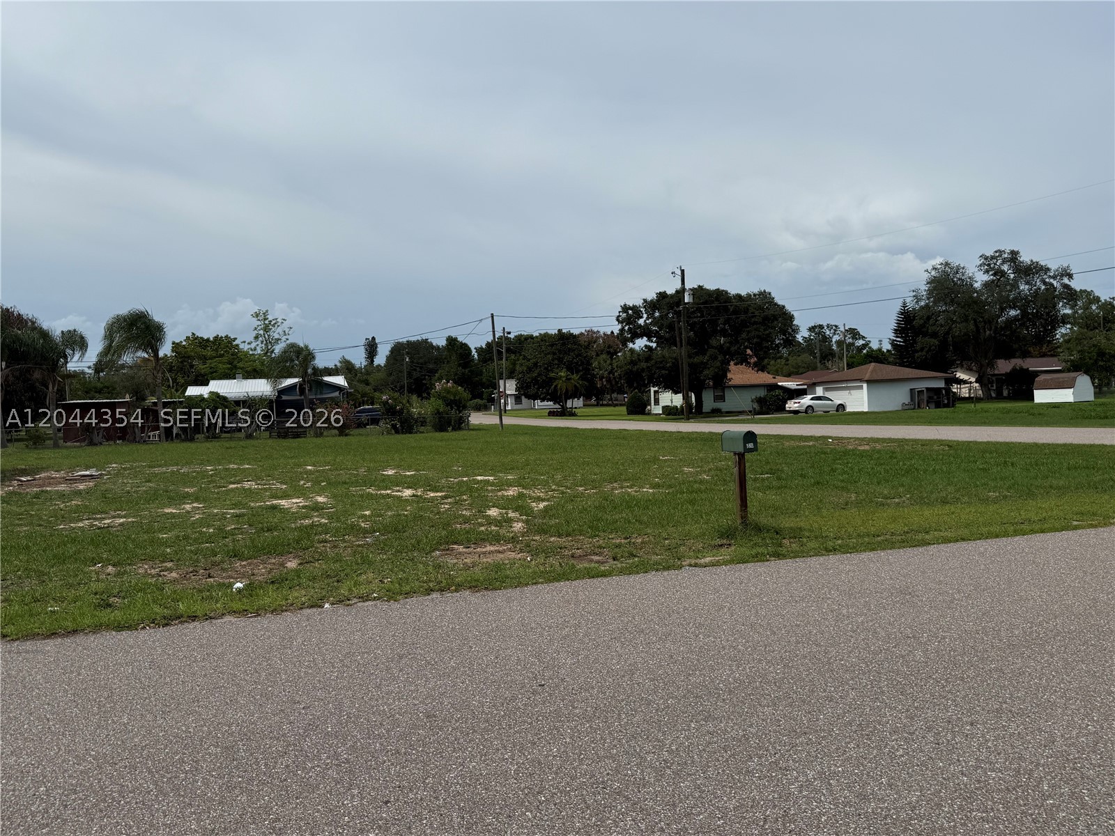HOFFMANS GROVE - Residential