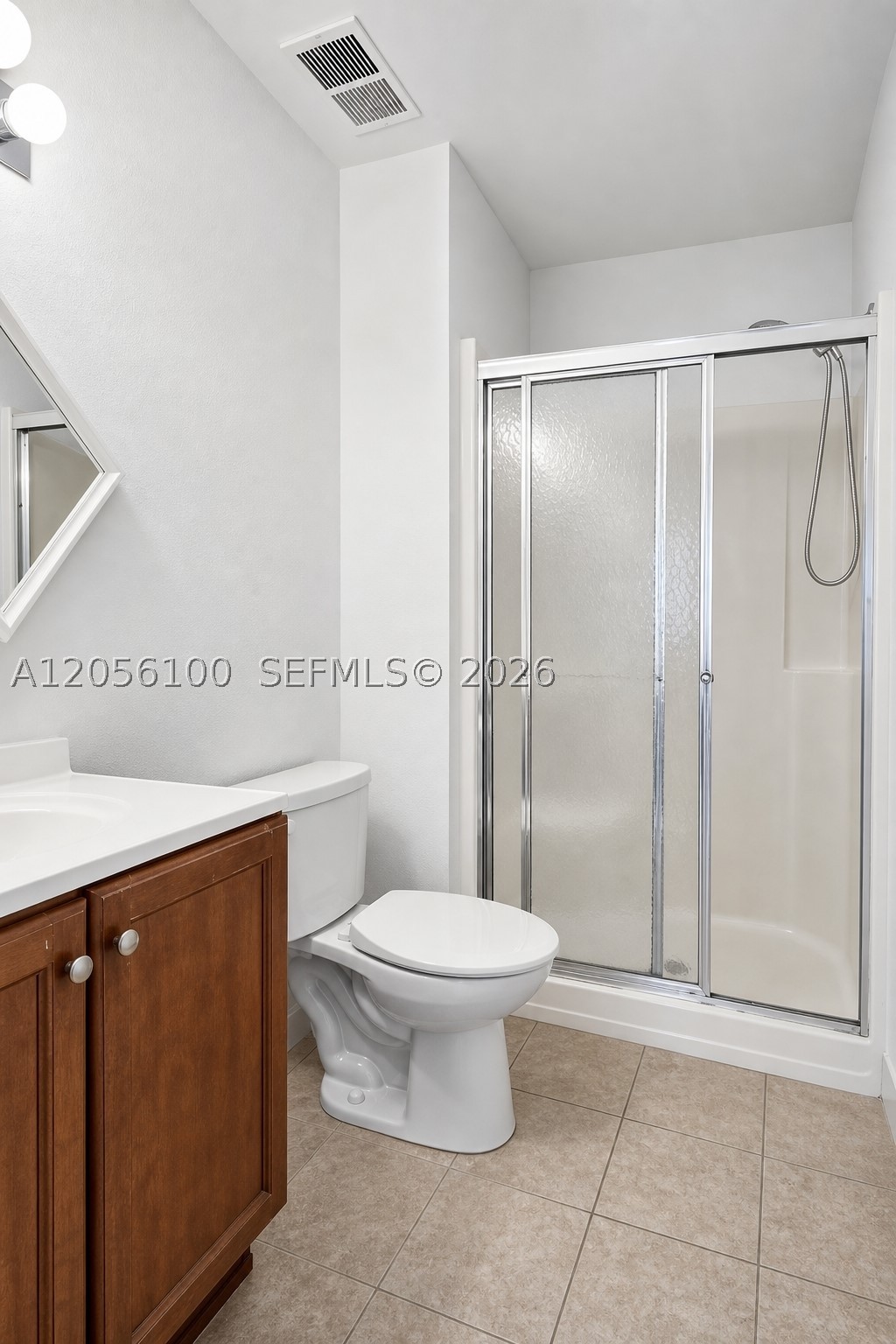 NOB HILL AT WELLEBY CONDO - Residential Lease