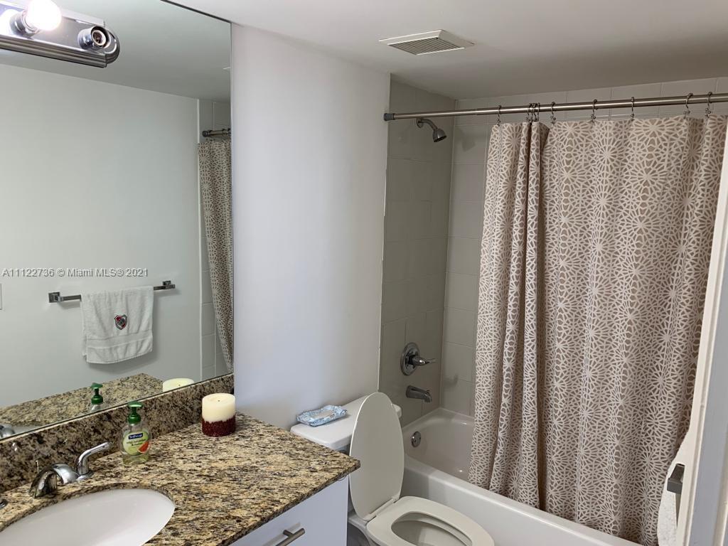 PARC CENTRAL AVENTURA SOU - Residential Lease