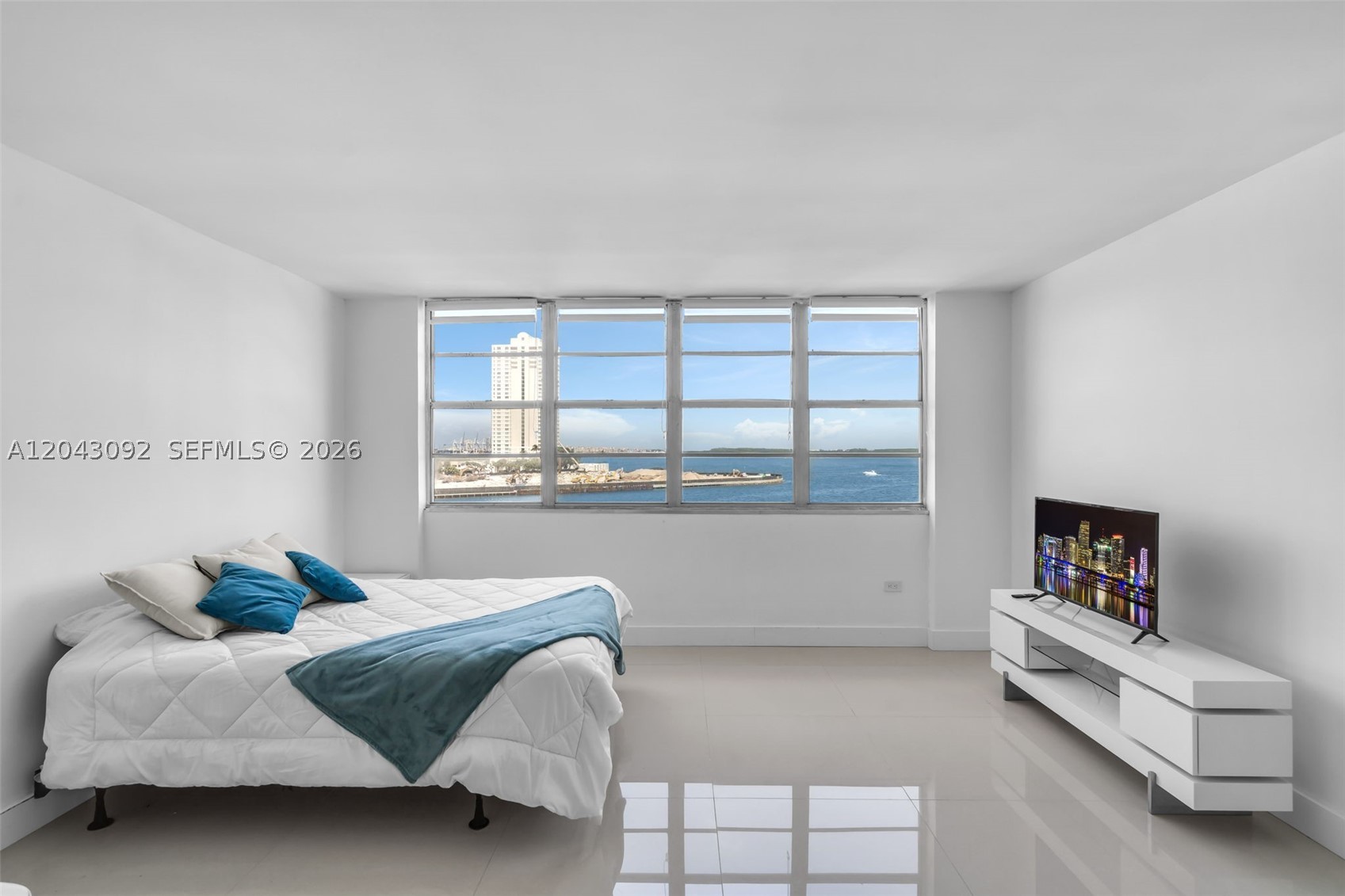 FOUR AMBASSADORS CONDO PH - Residential Lease
