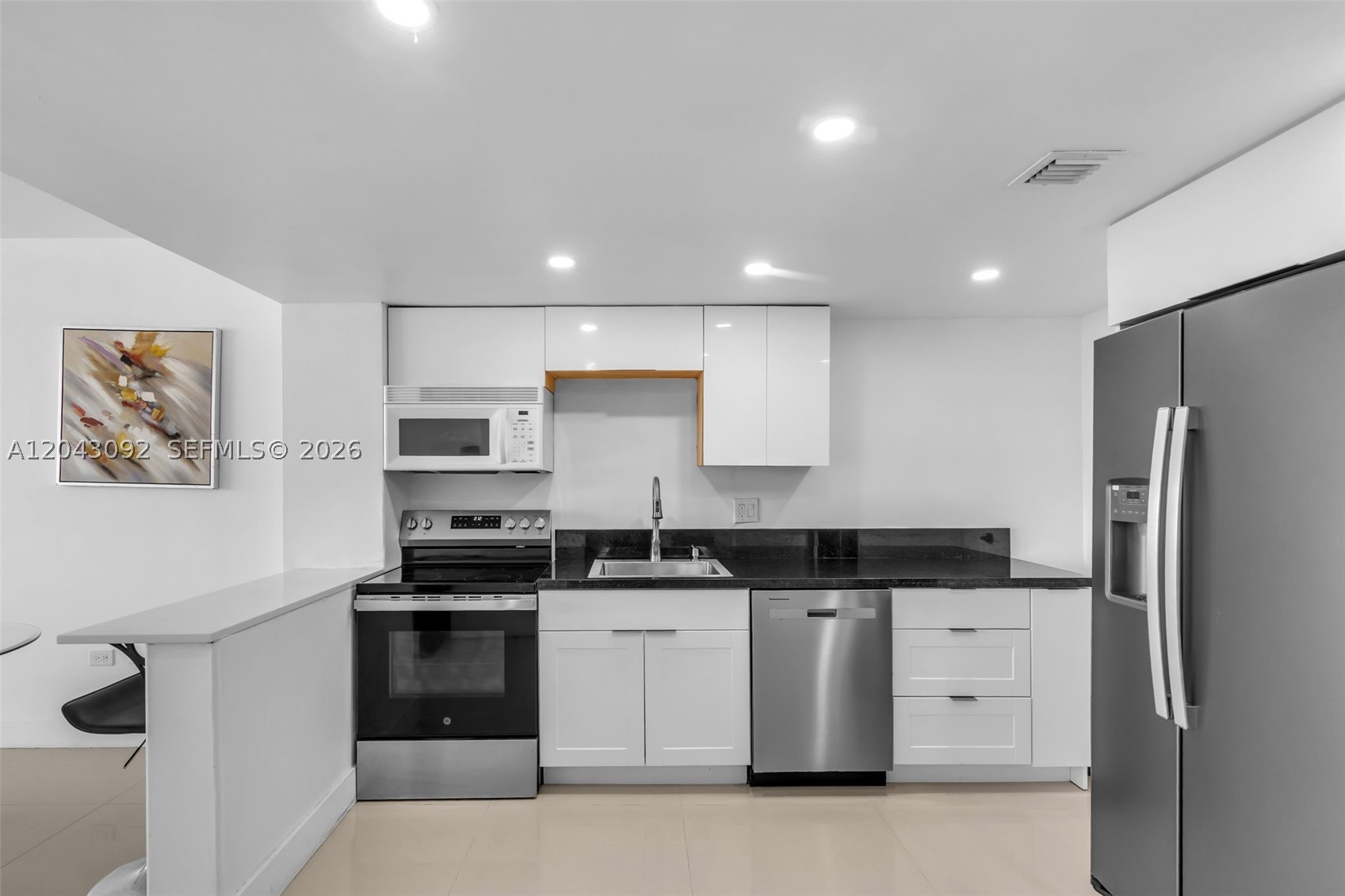 FOUR AMBASSADORS CONDO PH - Residential Lease