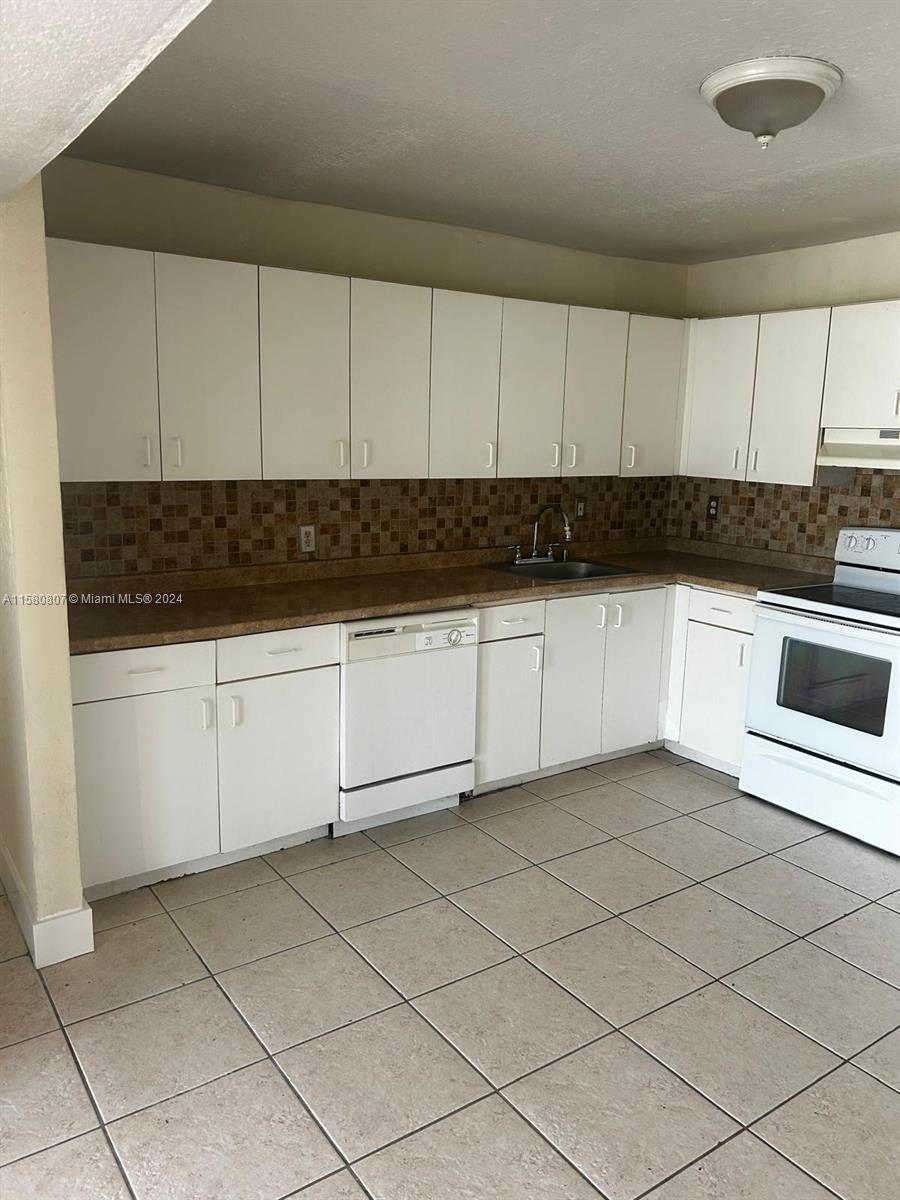 LA BEAU ACRES 2 - Residential Lease