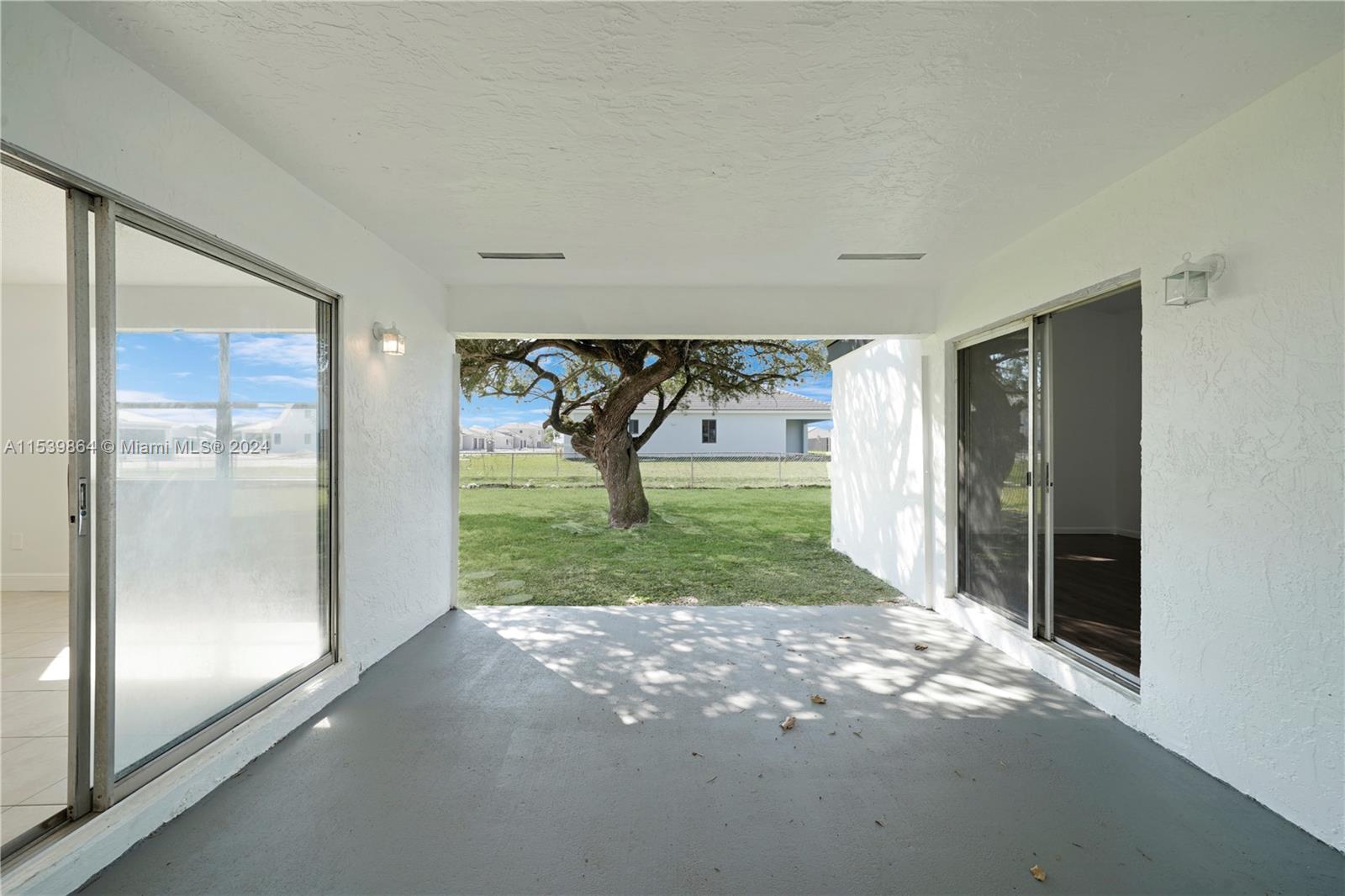 WEITZER SHAUNA MEADOWS SE - Residential