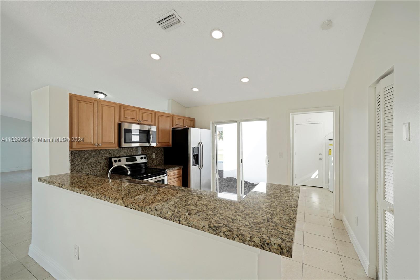 WEITZER SHAUNA MEADOWS SE - Residential