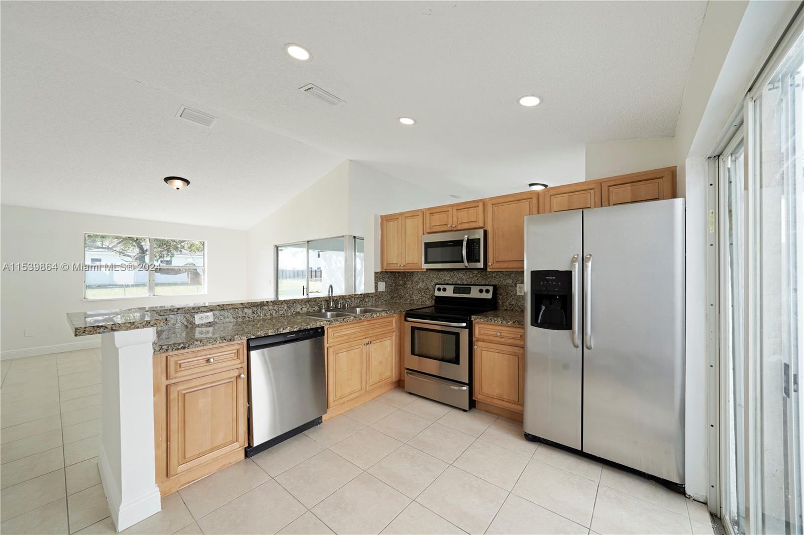 WEITZER SHAUNA MEADOWS SE - Residential