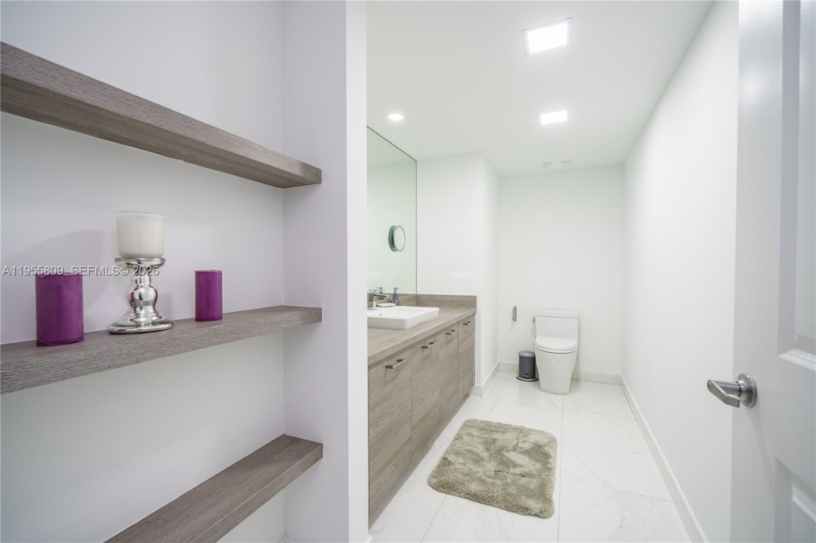 400 SUNNY ISLES CONDO WES - Residential
