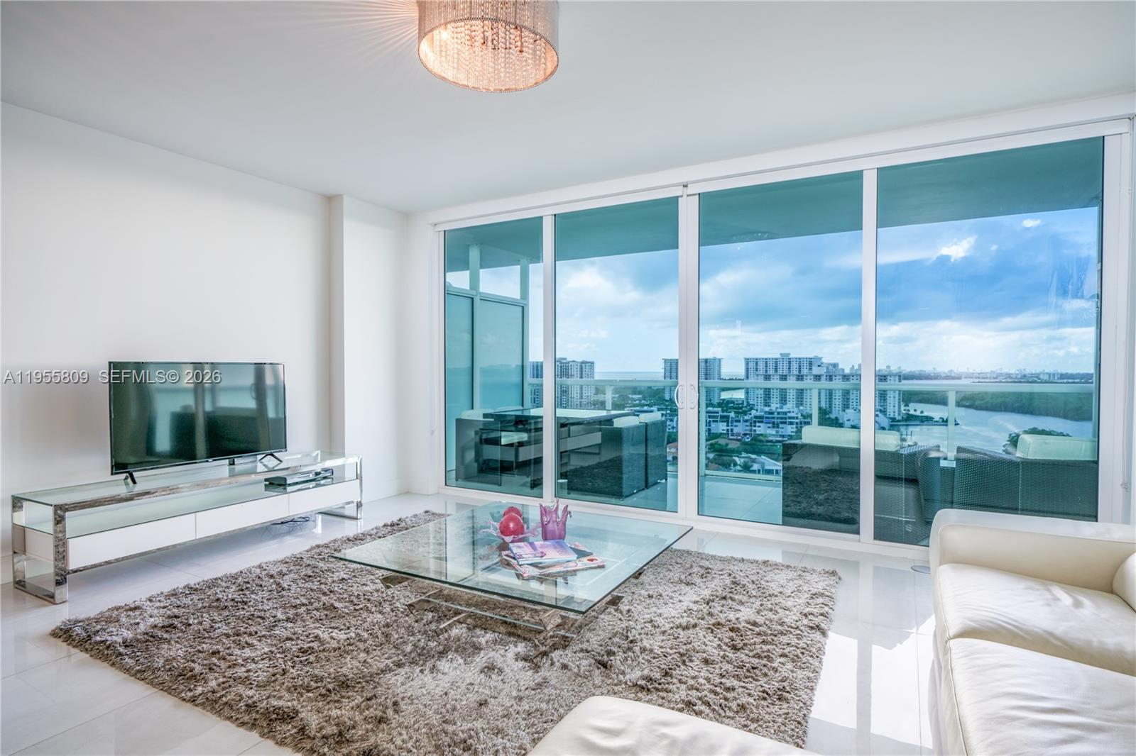 400 SUNNY ISLES CONDO WES - Residential