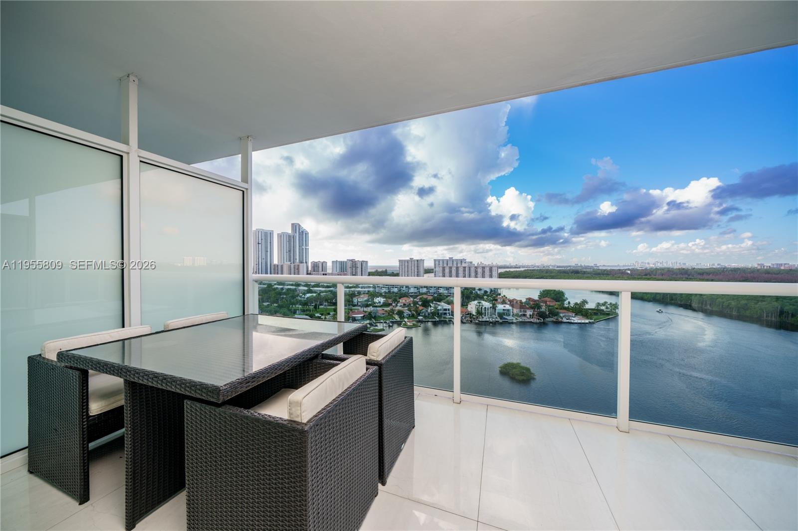 400 SUNNY ISLES CONDO WES - Residential