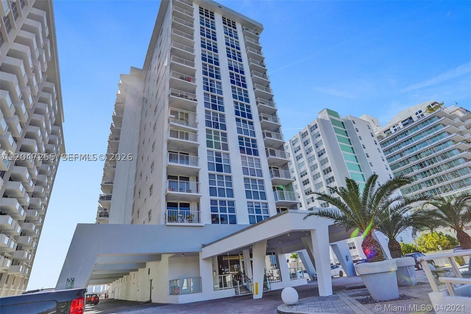 BAYVIEW TERR CONDO - Residential