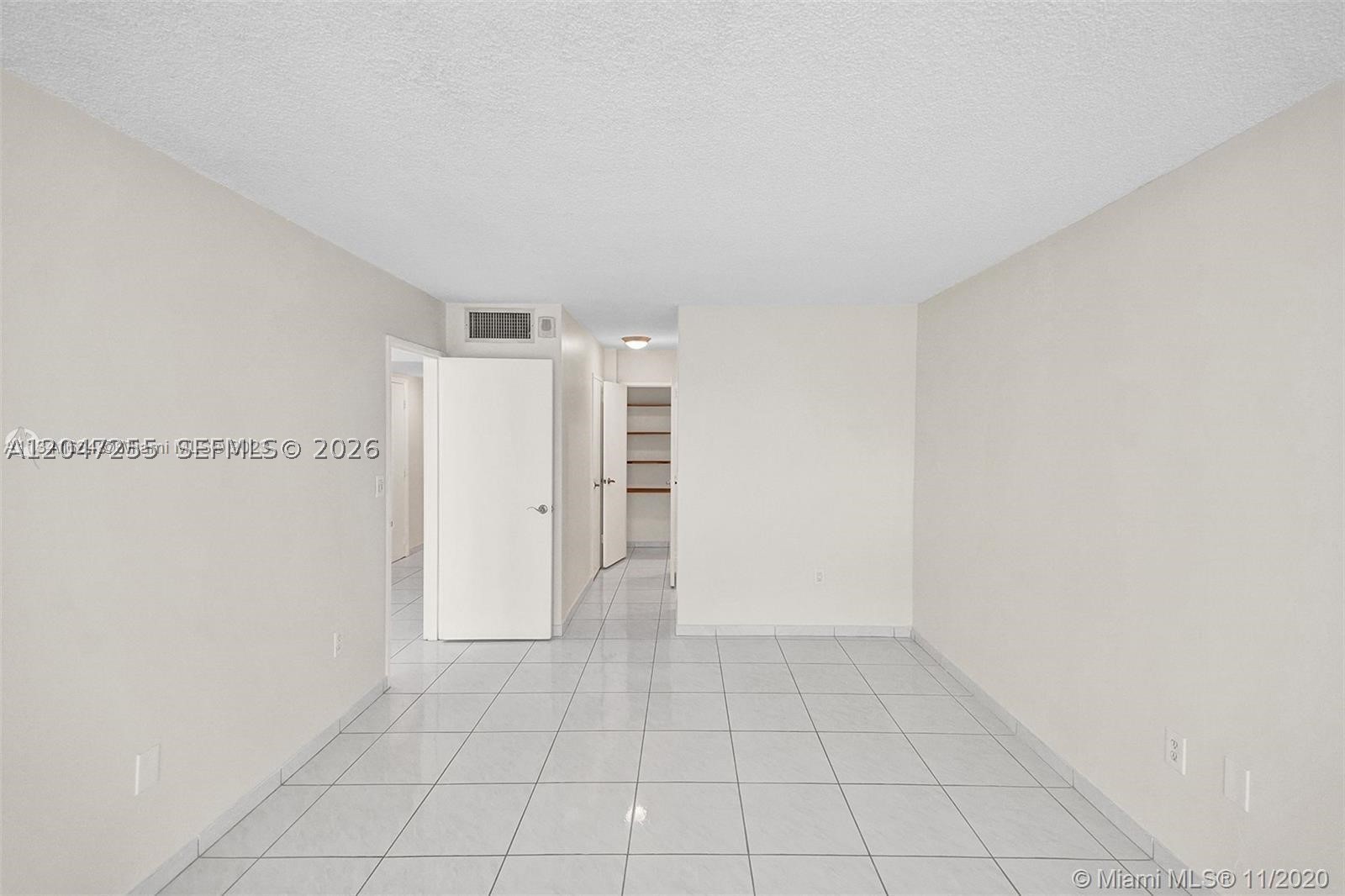BAYVIEW TERR CONDO - Residential