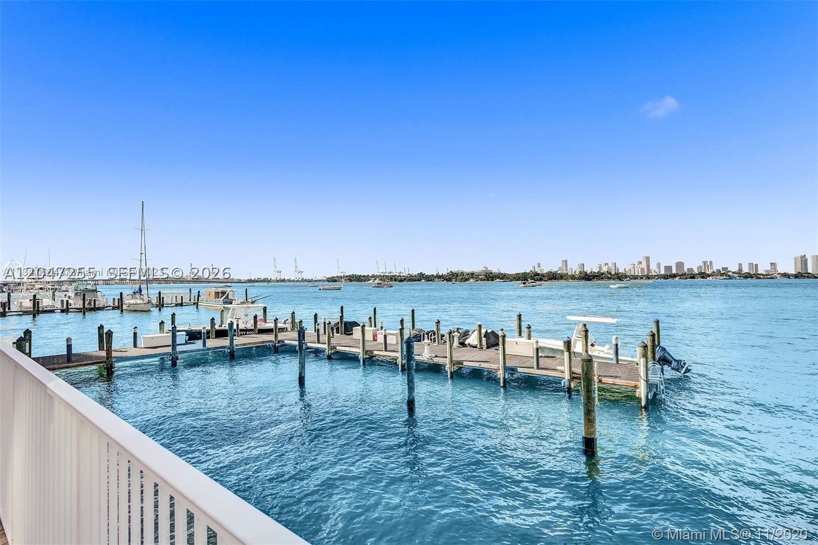 BAYVIEW TERR CONDO - Residential