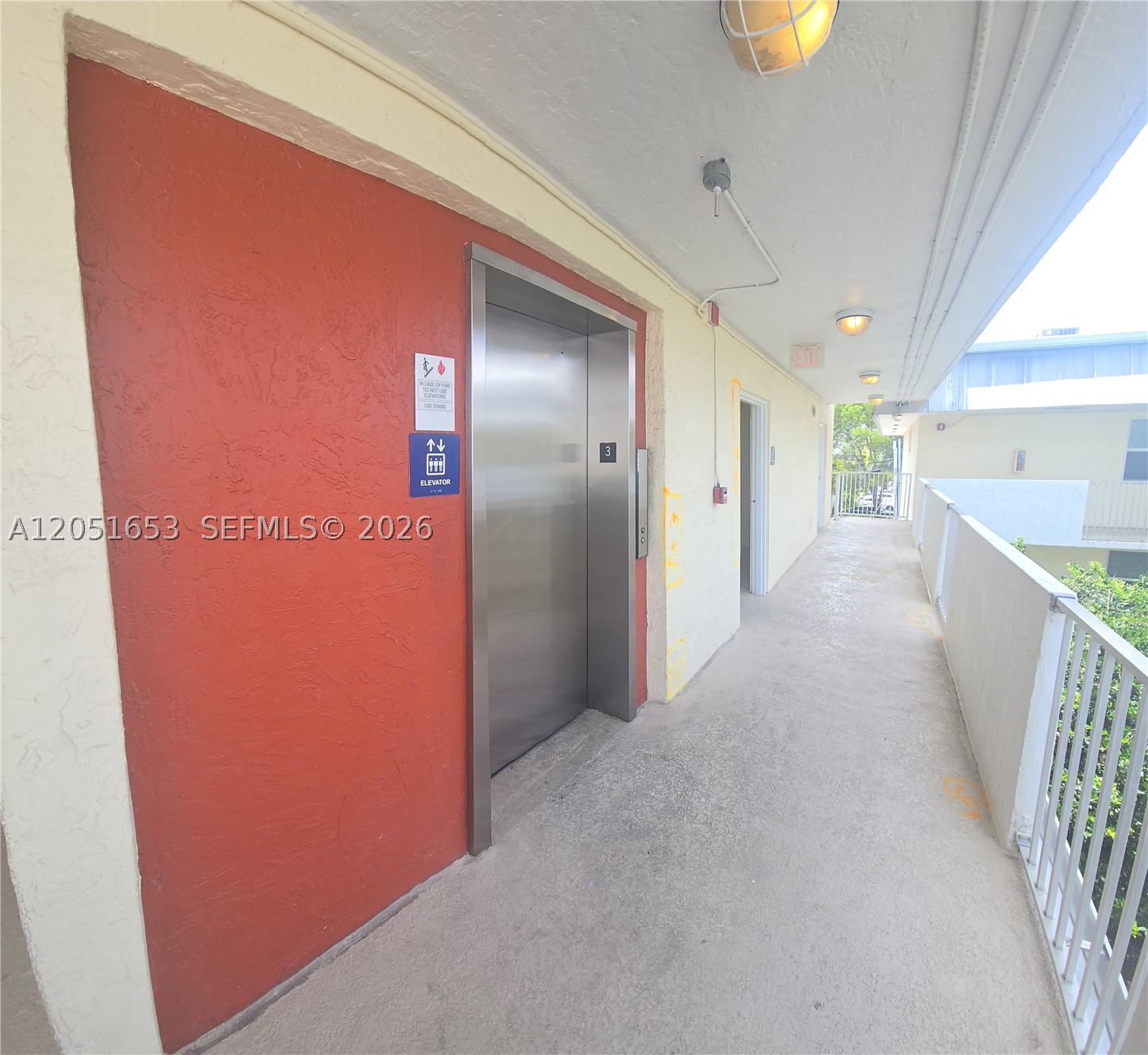 PALMS OF PINECREST CONDO - Residential Lease