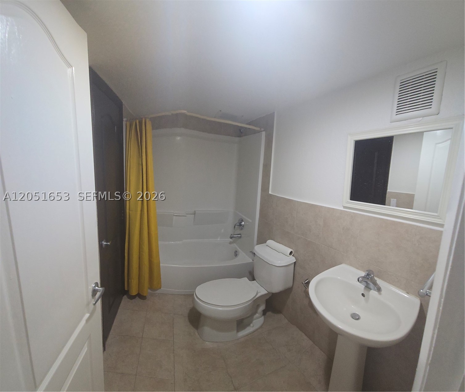 PALMS OF PINECREST CONDO - Residential Lease