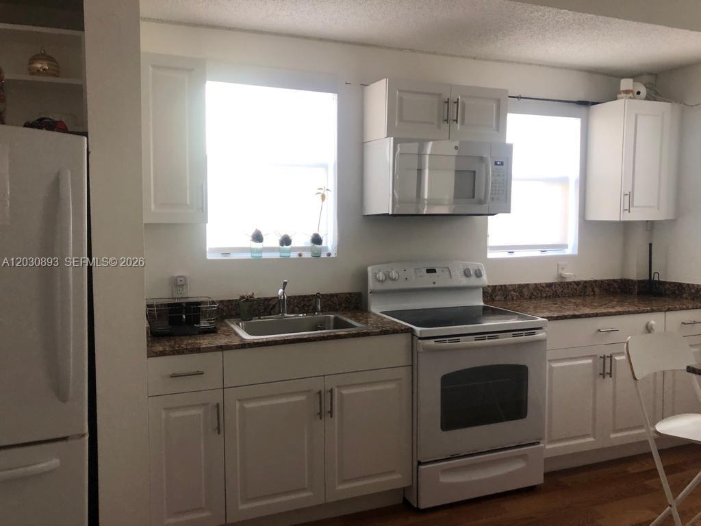 THE SHERIDAN CONDO - Residential Lease