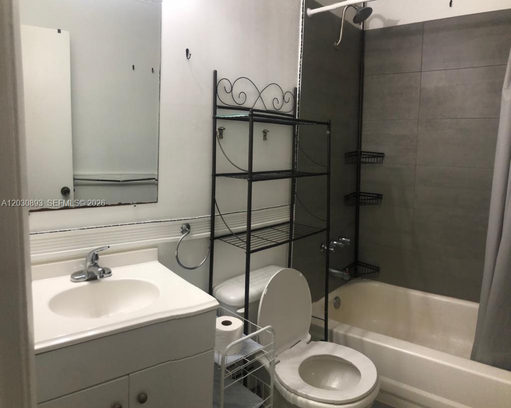 THE SHERIDAN CONDO - Residential Lease