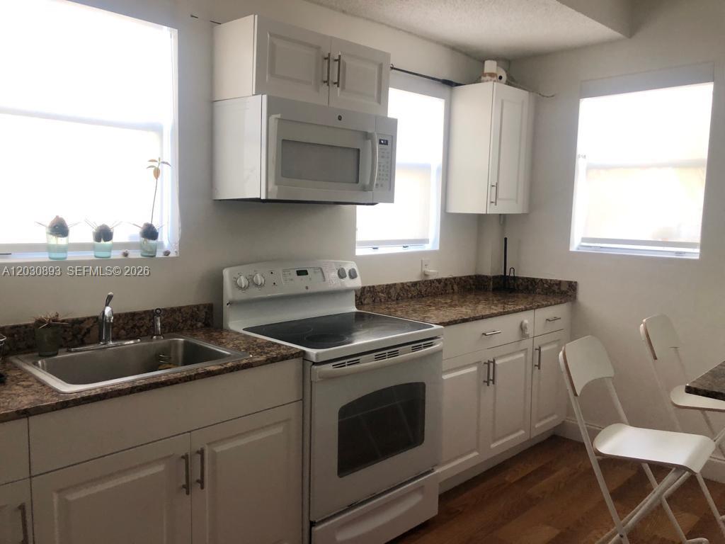 THE SHERIDAN CONDO - Residential Lease