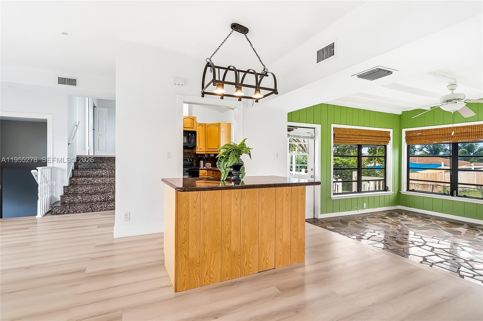 LAKE OSBORNE ESTATES - Residential