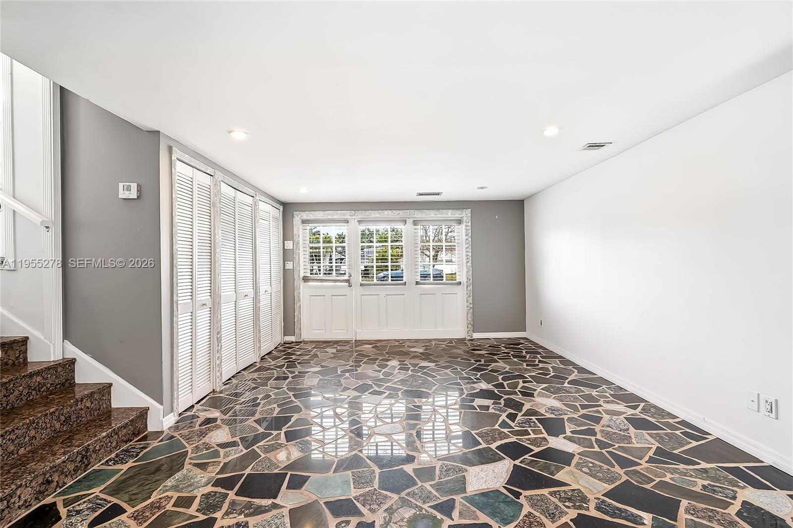 LAKE OSBORNE ESTATES - Residential