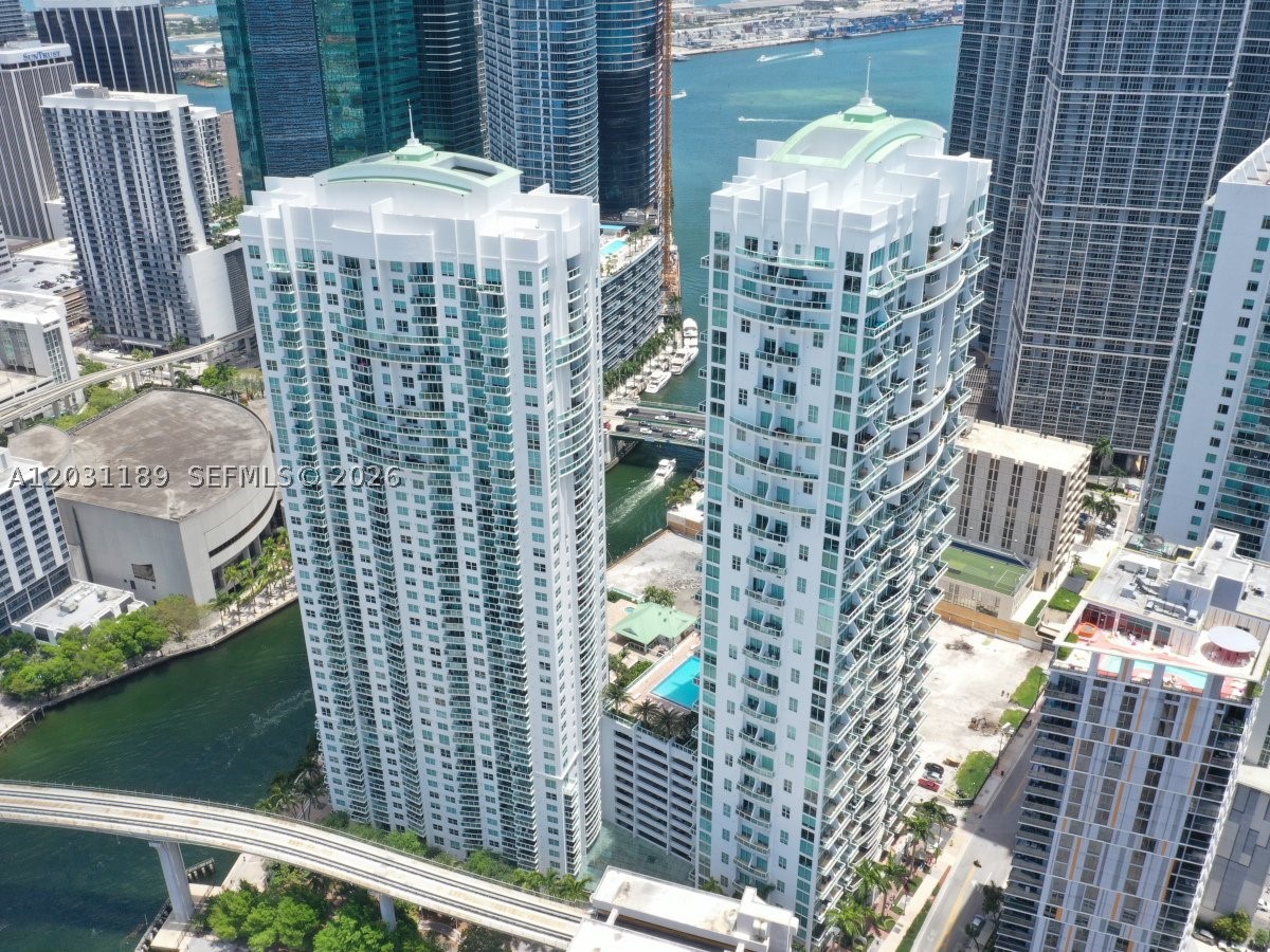 BRICKELL ON THE RIVER N T - Residential Lease