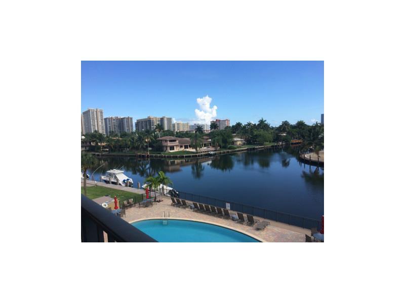 YACHT CLUB CONDO (THE) - Residential Lease