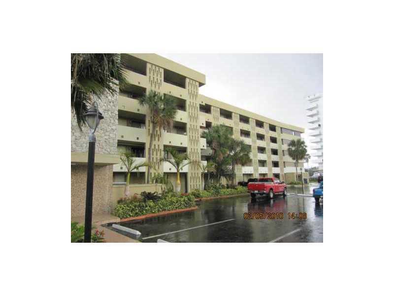 YACHT CLUB CONDO (THE) - Residential Lease