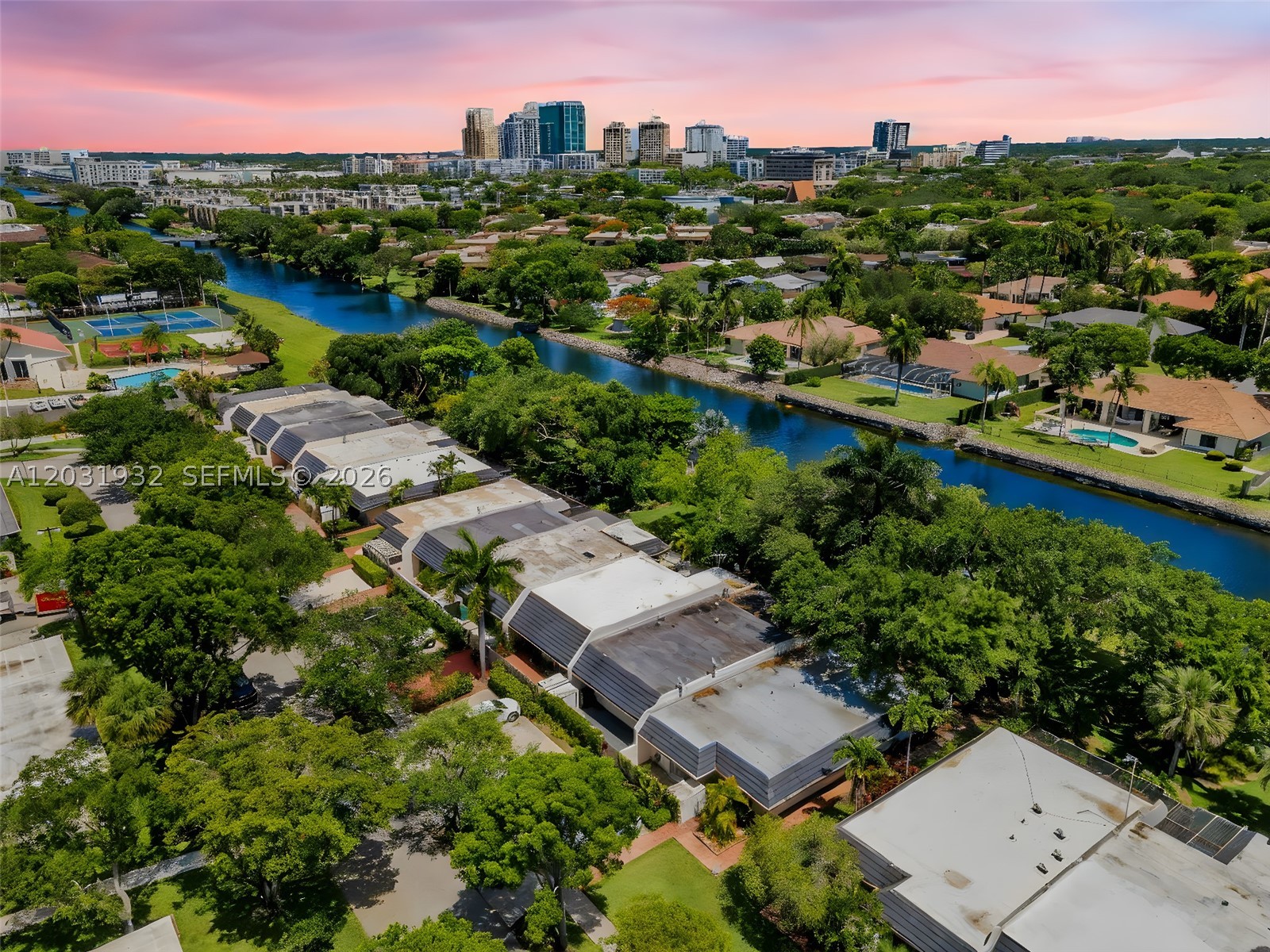 KINGS CREEK - Residential